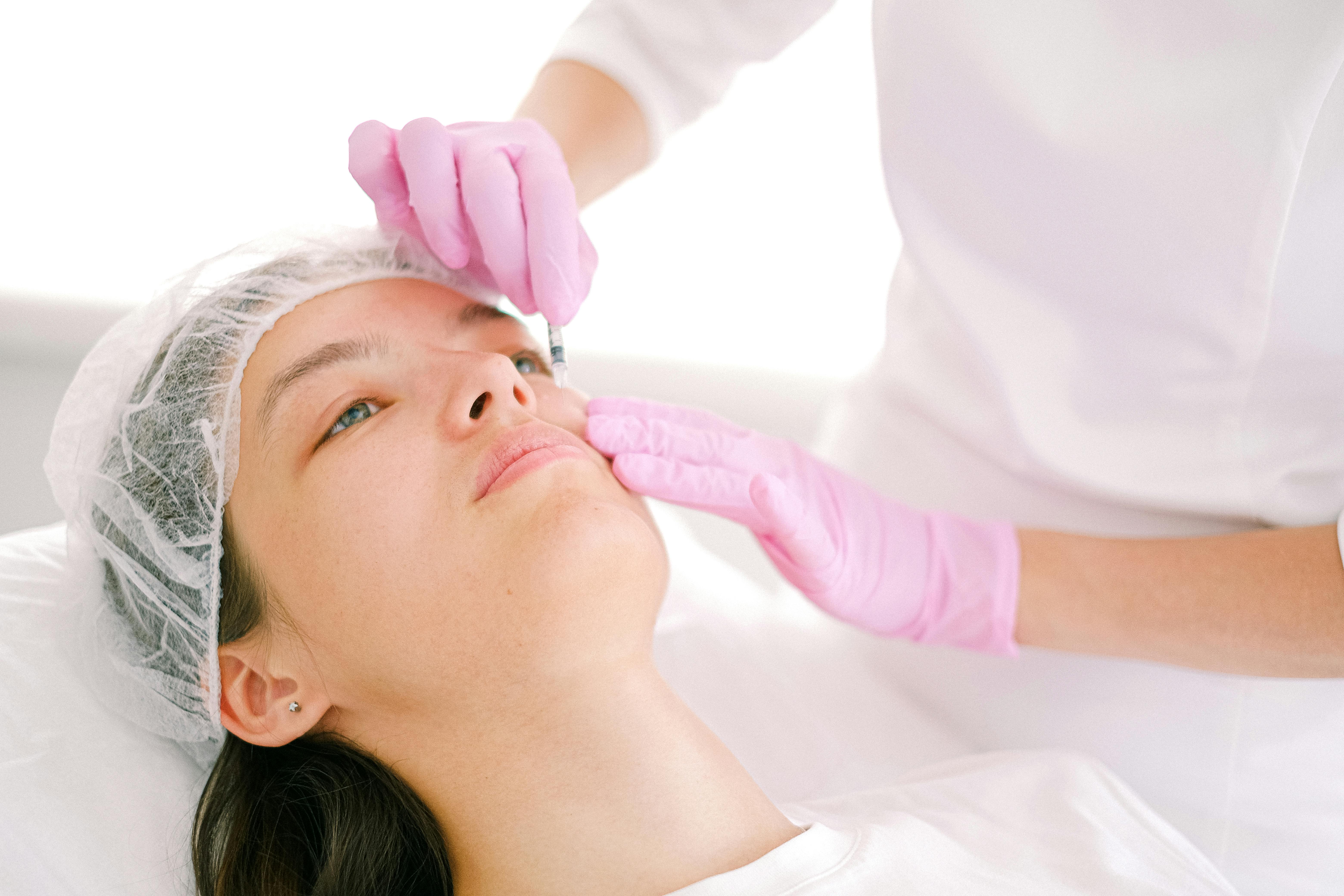 Botox Red Red Light Therapy After Botox: Safe Timelines & Enhanced Results – Maysama