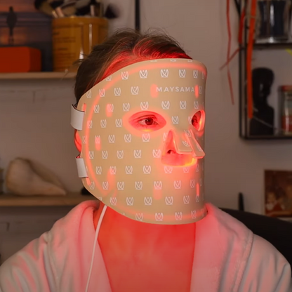 PRANA Red LED light therapy face mask - Maysama